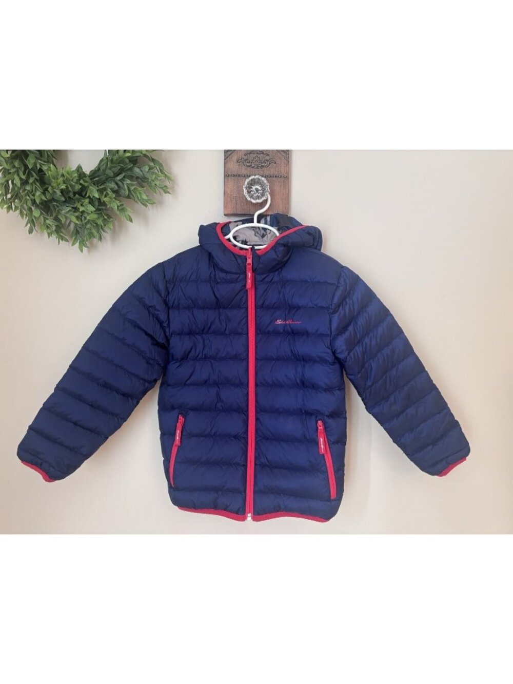 Eddie Bauer Boys Size XS 5/6 Reversible Hooded Down Jacket Blue To Camouflage